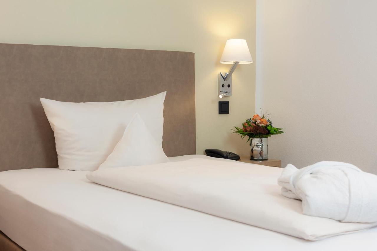 Romantik Hotel Johanniter-Kreuz Uberlingen Eksteriør billede