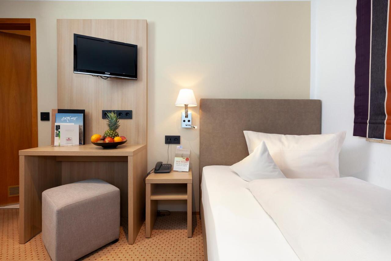 Romantik Hotel Johanniter-Kreuz Uberlingen Eksteriør billede